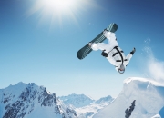 开云在线赛事平台-法拉利逆转迈凯伦，汉密尔顿状态火热，一场策略与意志的胜利