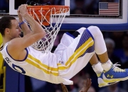 开云体育官网-西甲国家德比之夜，霍勒迪的传奇制胜时刻