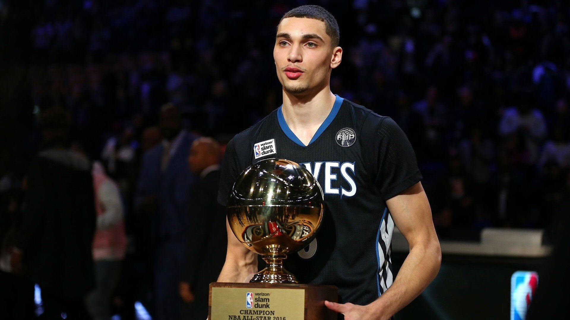 奥运周期关键战之夜，莫兰特让比赛提前失去悬念