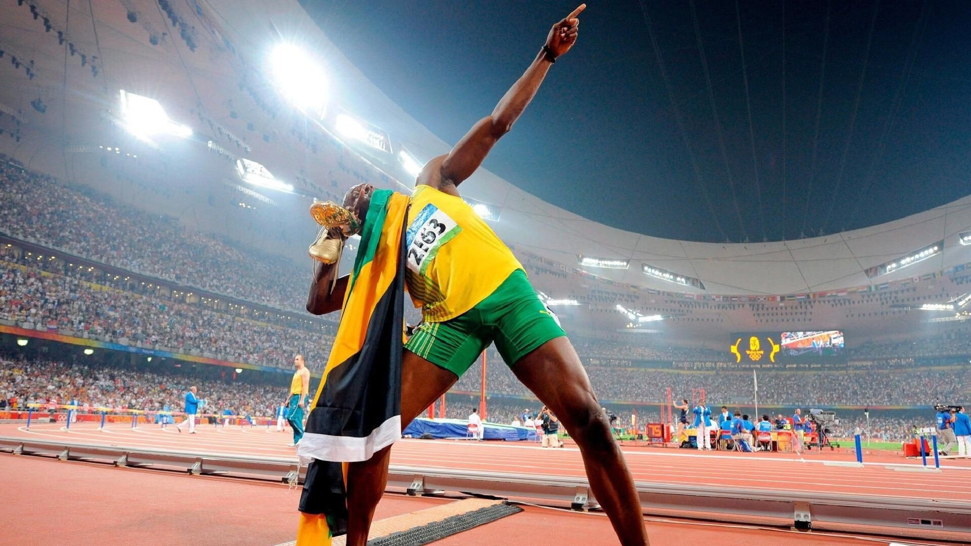 德甲争冠战之夜，哈兰德赛后评分拉满，一锤定音的北欧神锋